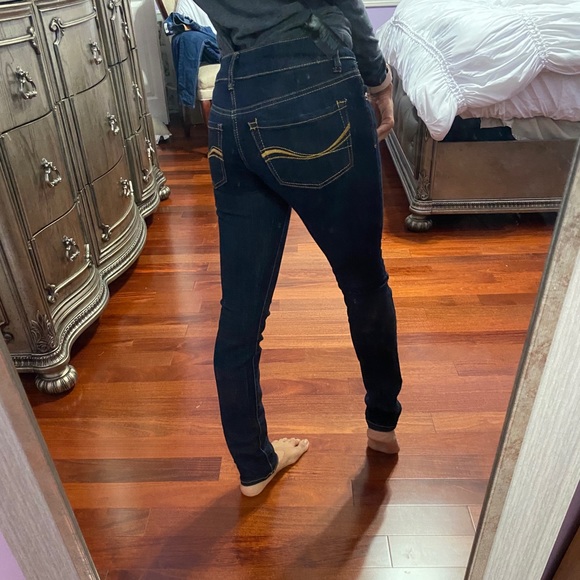 SO Skinny Jeans Jegging Dark Wash 3 Medium Rise 3 - Picture 2 of 7